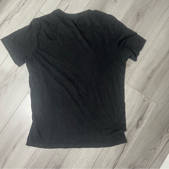 Puma tee shirt 🐆 - Picture 2 of 3